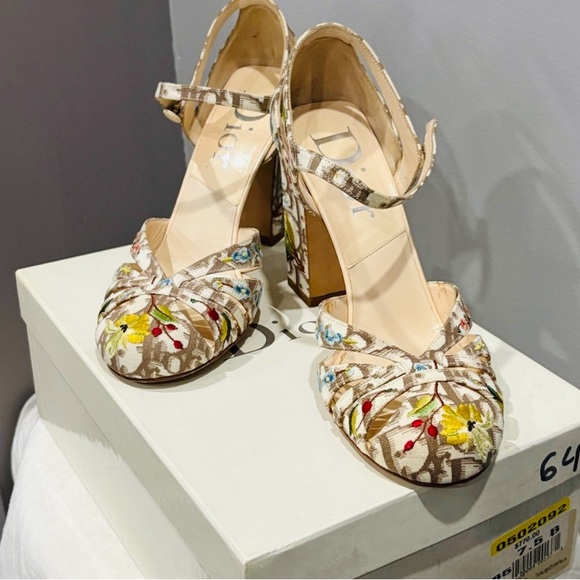 Dior Multicolor Floral Heels Authentic - Picture 11 of 11